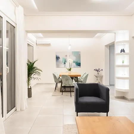 Acropolis Apartment